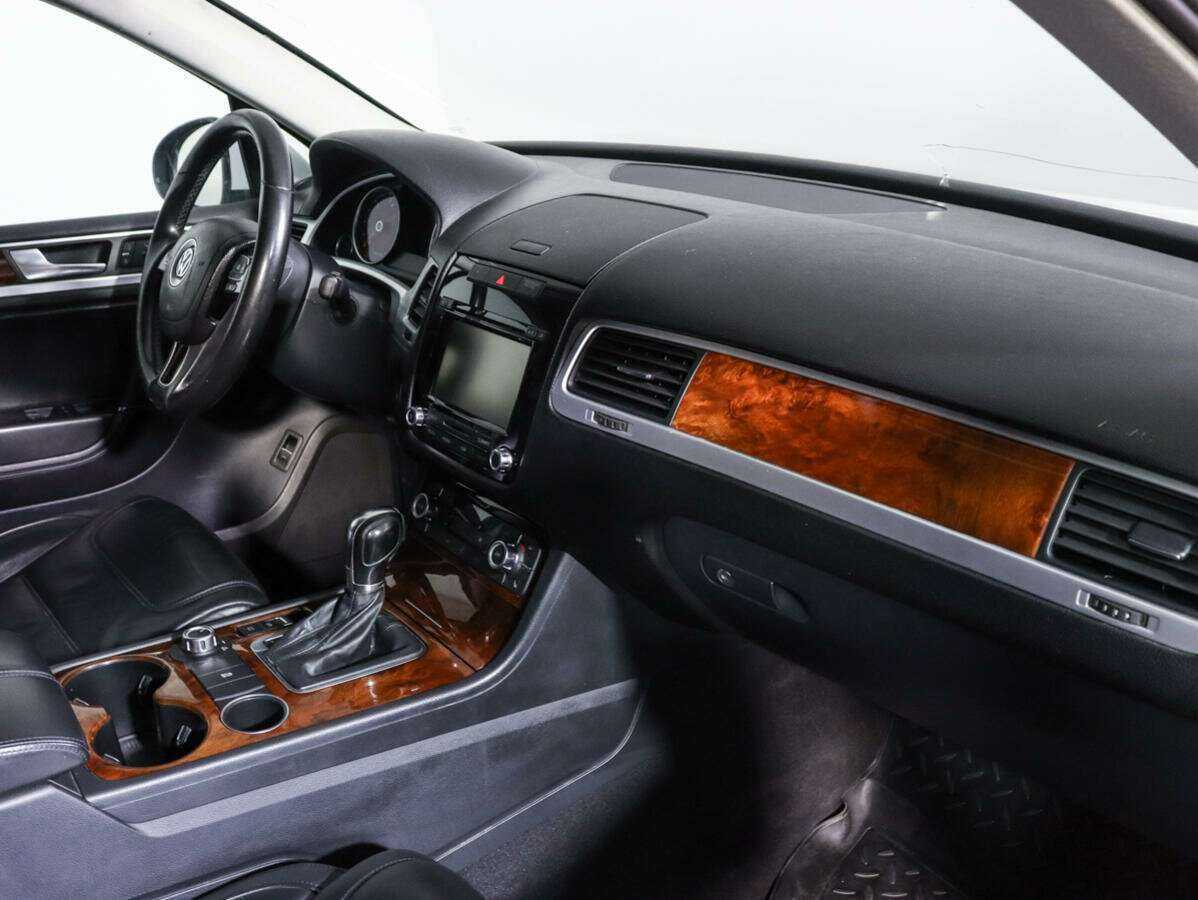 Купить Volkswagen Touareg, 2012, 189 500 км, фото №4