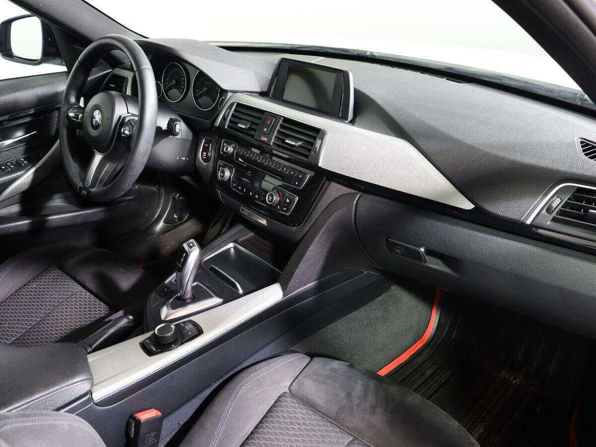 Купить BMW 3 серии 320i xDrive, 2016, 139 605 км, фото №9