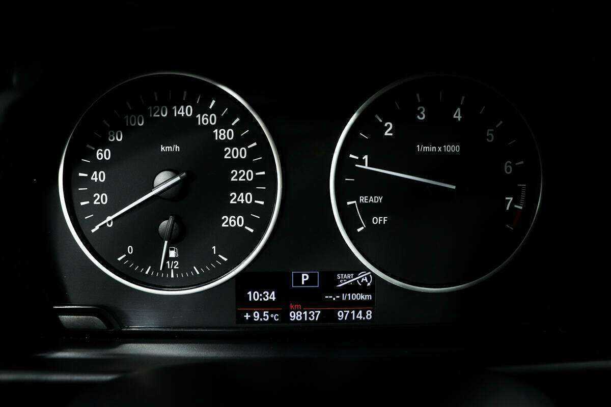 Купить BMW 1 серии 116i, 2012, 98 135 км, фото №10