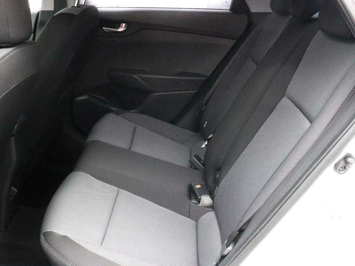 Купить Hyundai Solaris, 2021, 60 705 км, фото №7