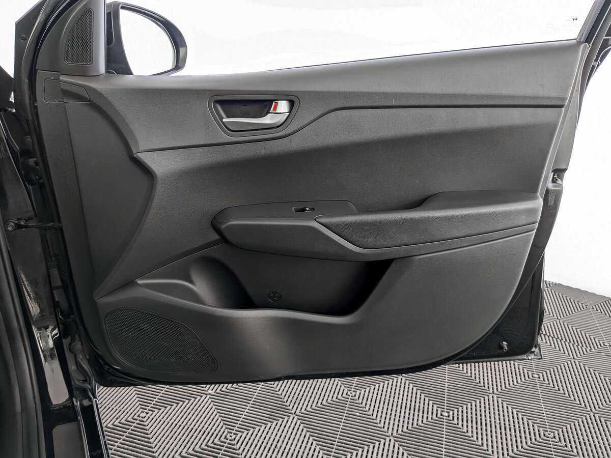 Купить Hyundai Solaris, 2020, 66 000 км, фото №20