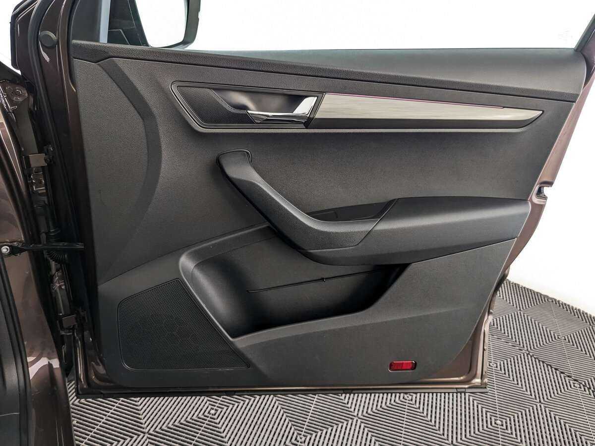 Купить Skoda Karoq, 2020, 90 267 км, фото №20