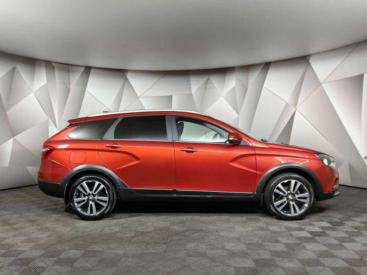 Купить Lada (ВАЗ) Vesta SW Cross, 2019, 72 275 км, фото №6