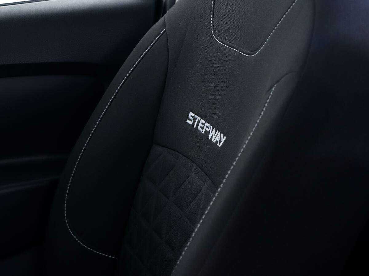 Купить Renault Sandero Stepway, 2018, 64 143 км, фото №12