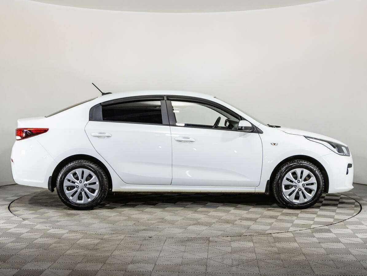 Купить Kia Rio, 2019, 77 000 км, фото №4