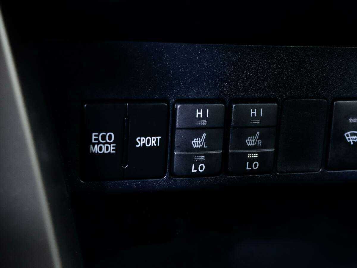 Купить Toyota RAV4, 2015, 57 600 км, фото №11