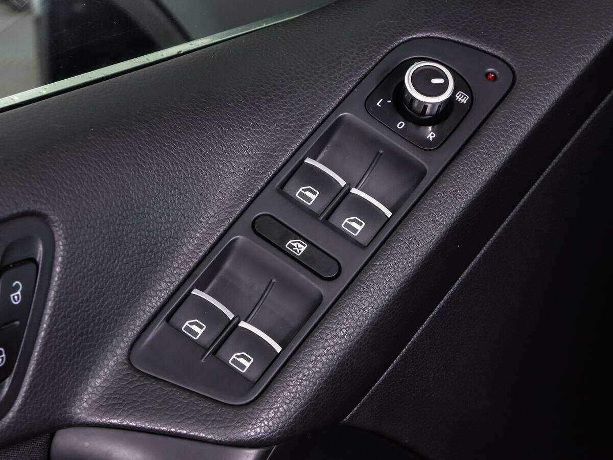 Купить Volkswagen Tiguan, 2012, 106 000 км, фото №17