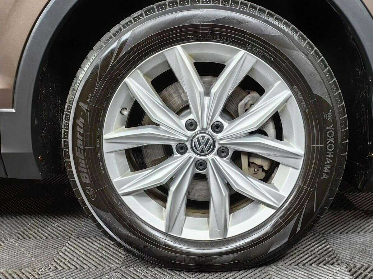 Купить Volkswagen Tiguan, 2017, 163 868 км, фото №16