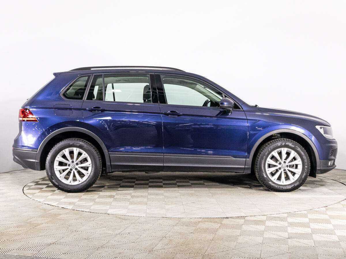 Купить Volkswagen Tiguan, 2017, 63 174 км, фото №4