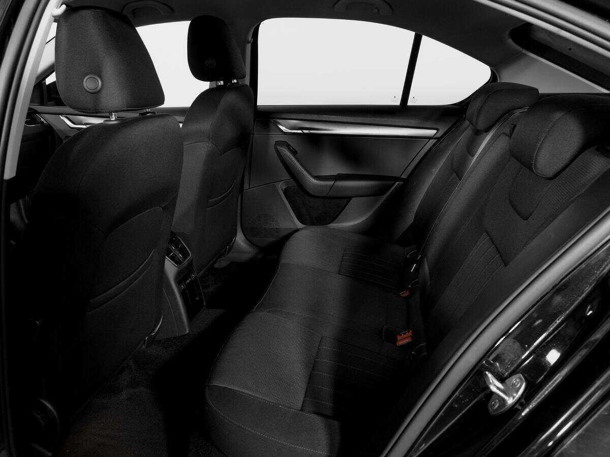 Купить Skoda Octavia, 2018, 141 210 км, фото №10