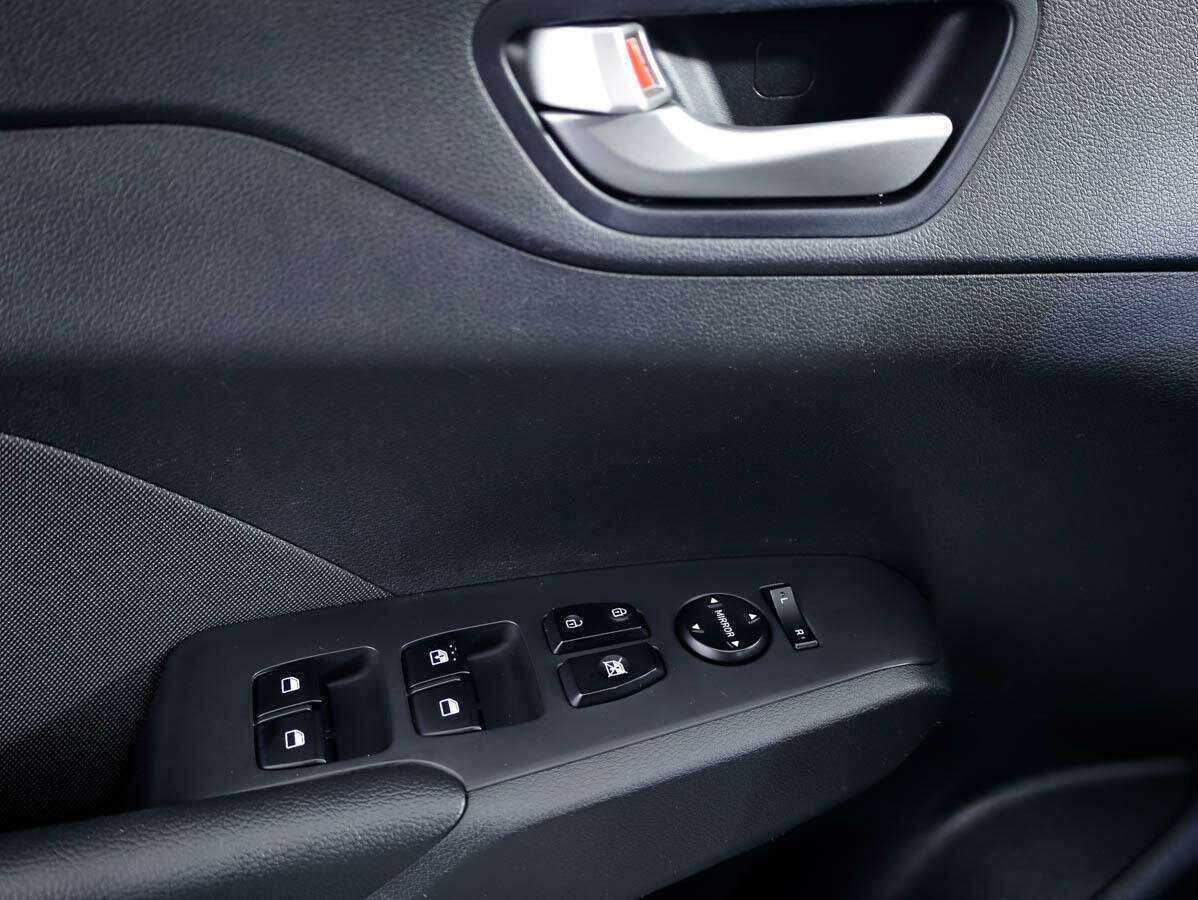 Купить Hyundai Solaris, 2017, 103 052 км, фото №18