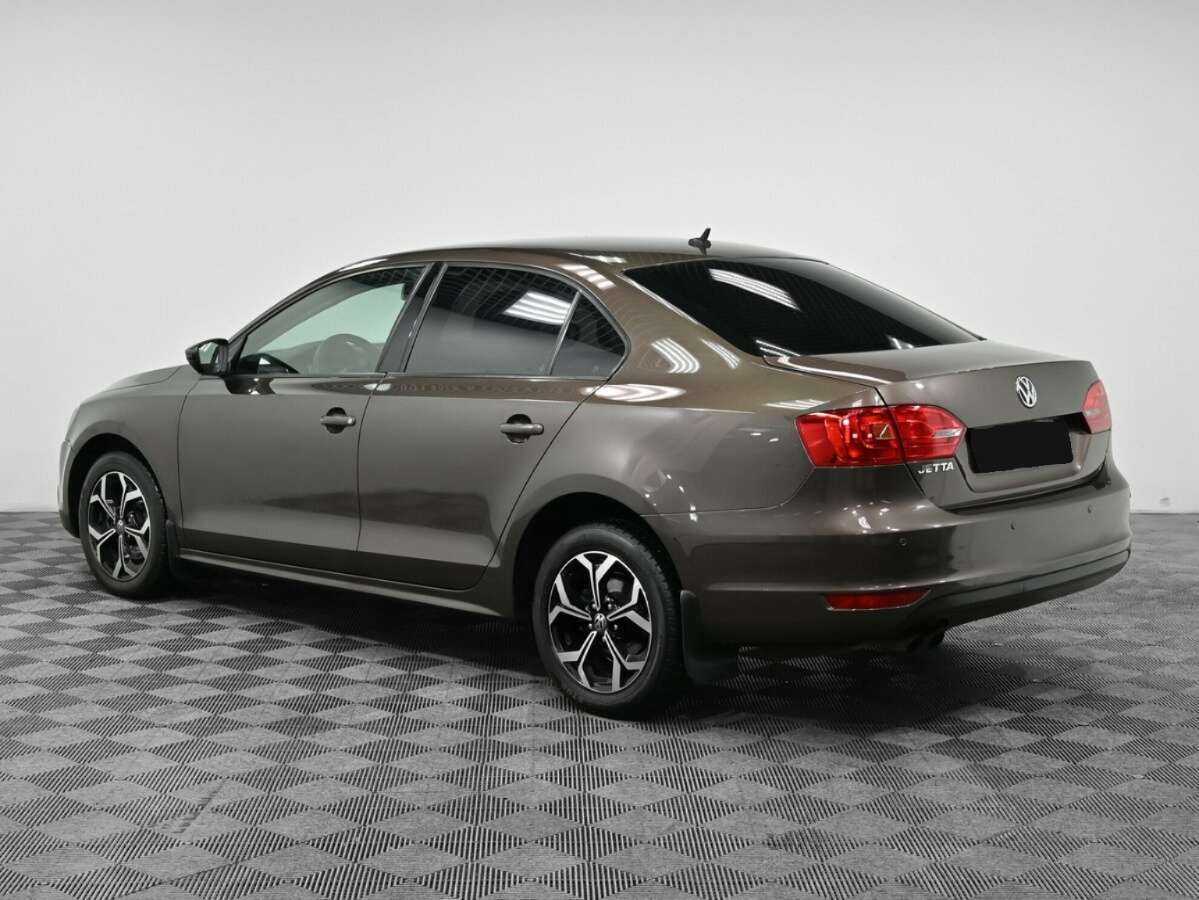 Купить Volkswagen Jetta, 2013, 119 000 км, фото №4