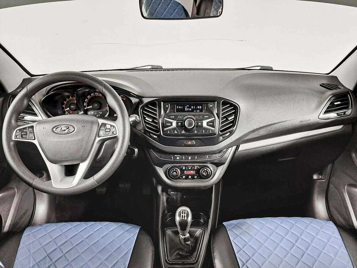 Купить Lada (ВАЗ) Vesta SW, 2018, 132 027 км, фото №12