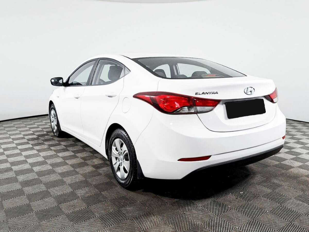 Купить Hyundai Elantra, 2015, 122 000 км, фото №7