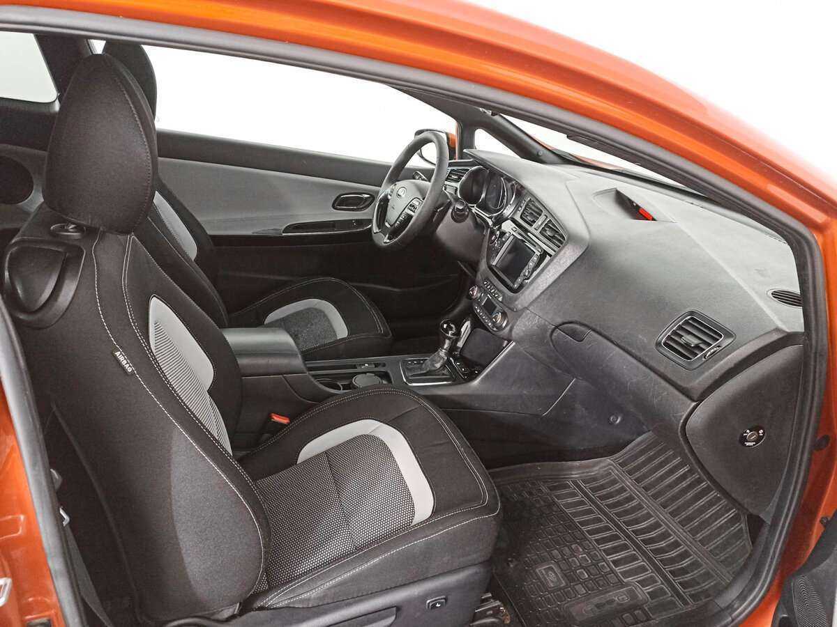 Купить Kia Ceed, 2013, 229 045 км, фото №9
