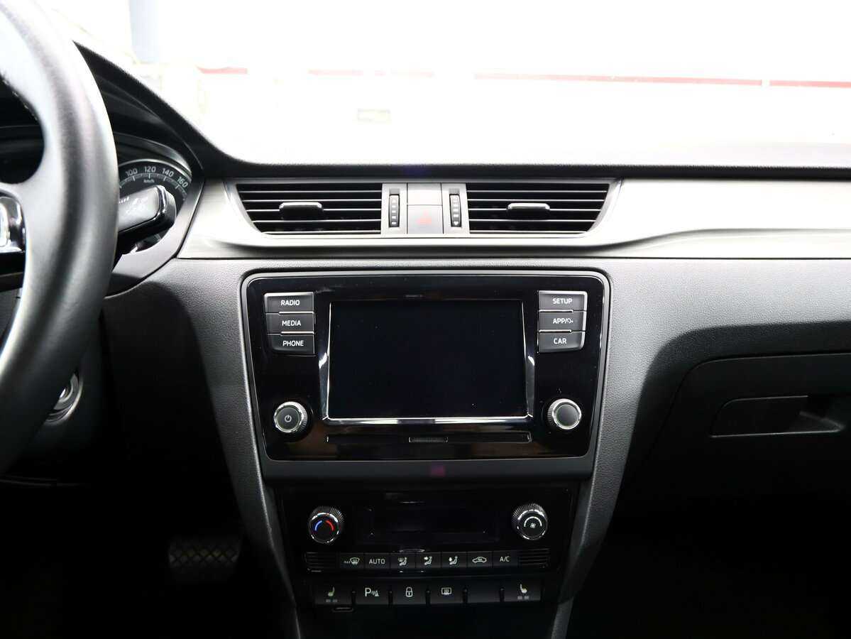 Купить Skoda Rapid, 2018, 125 000 км, фото №17