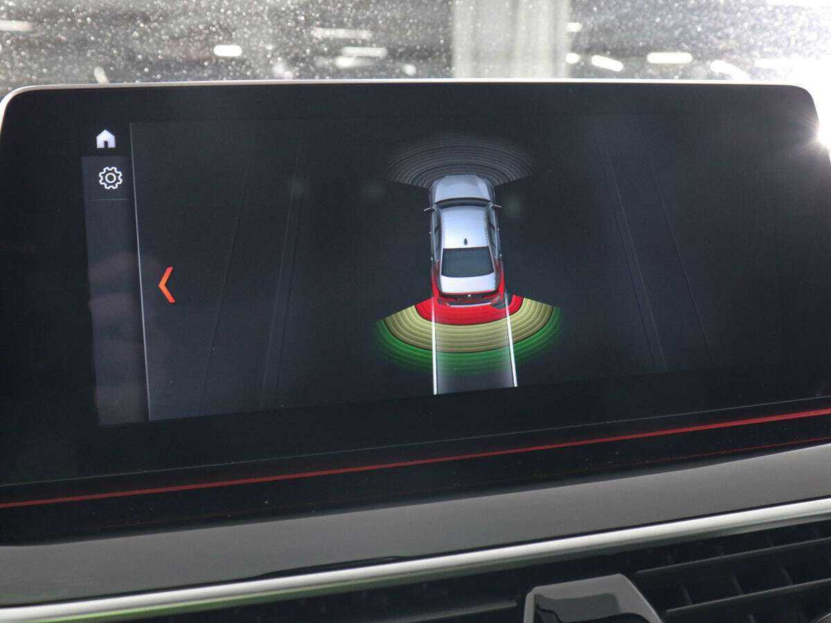 Купить BMW 5 серии 520d, 2017, 141 000 км, фото №15