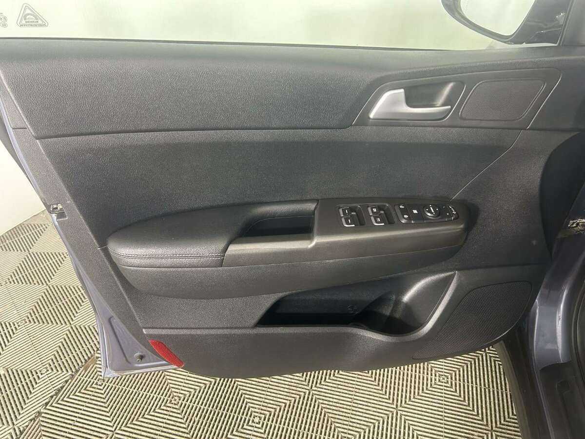 Купить Kia Sportage, 2017, 214 876 км, фото №8