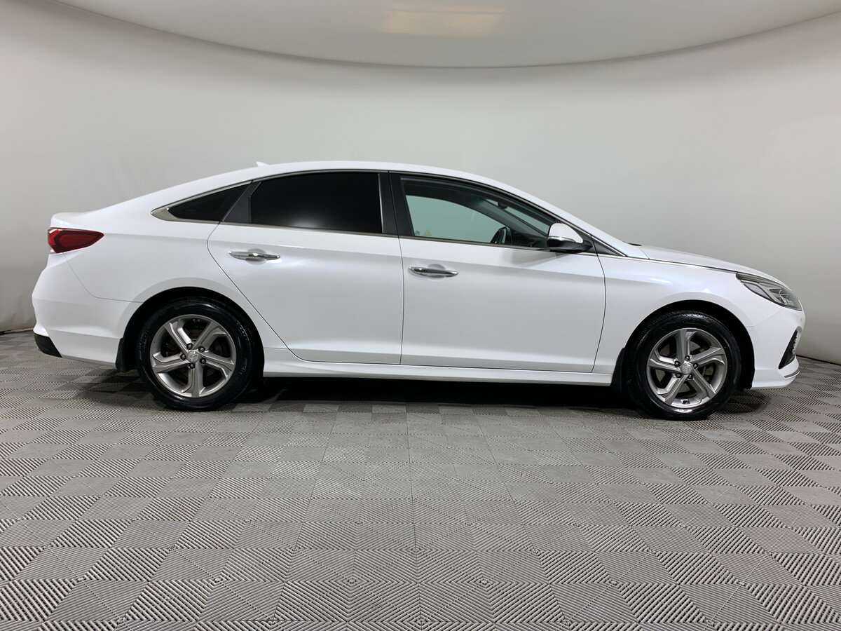 Купить Hyundai Sonata, 2019, 111 941 км, фото №4