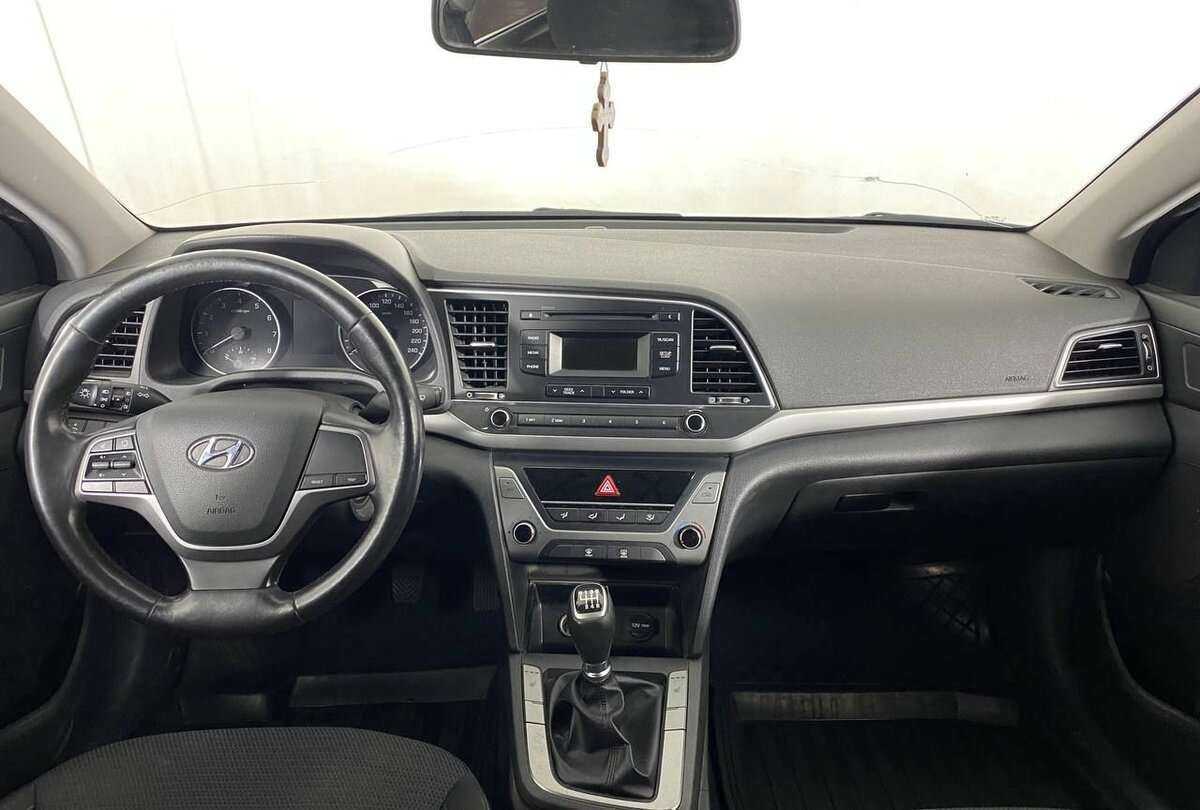 Купить Hyundai Elantra, 2017, 132 960 км, фото №10