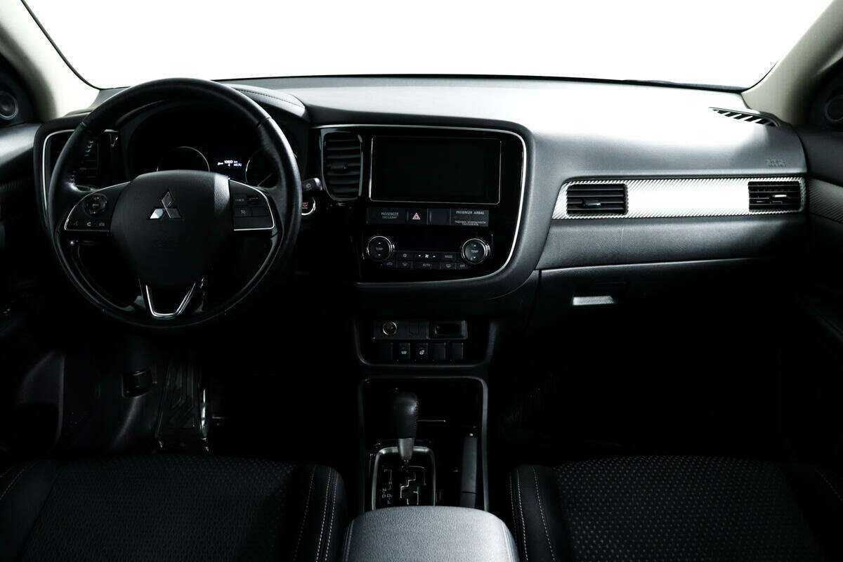 Купить Mitsubishi Outlander, 2018, 76 910 км, фото №11