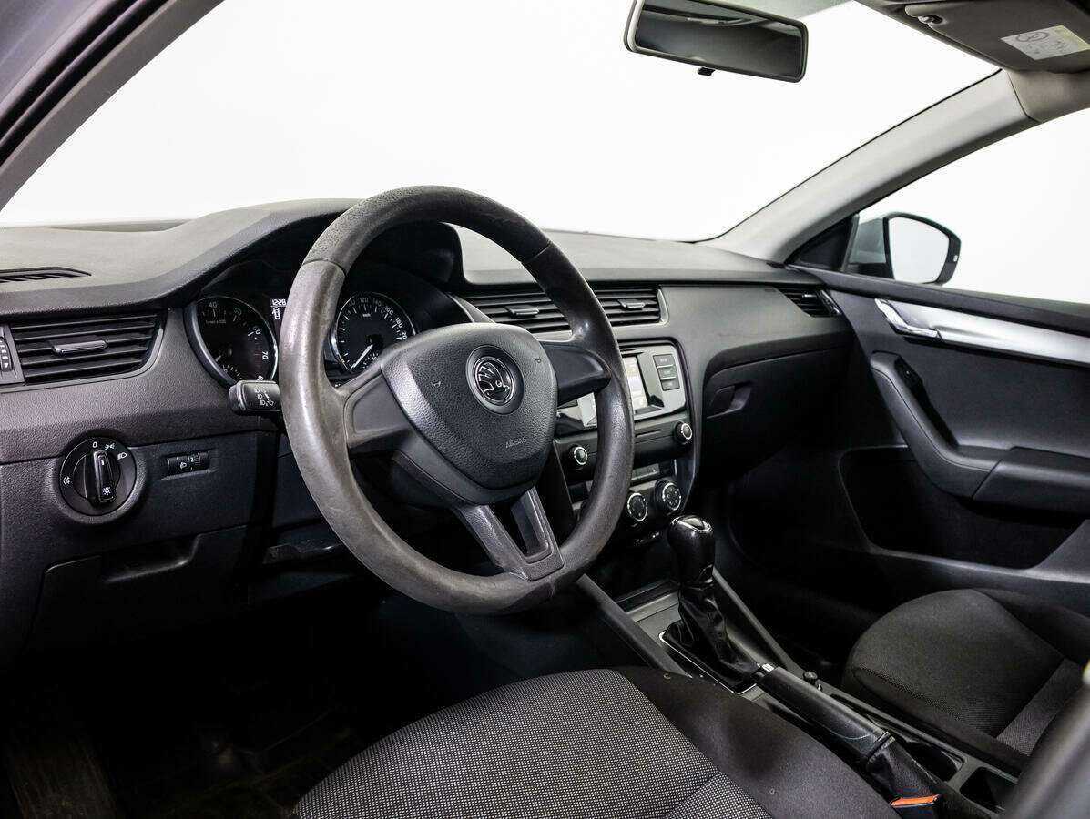Купить Skoda Octavia, 2015, 328 662 км, фото №11