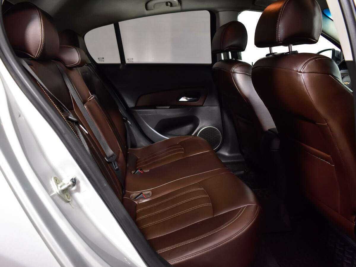 Купить Chevrolet Cruze, 2013, 153 315 км, фото №10