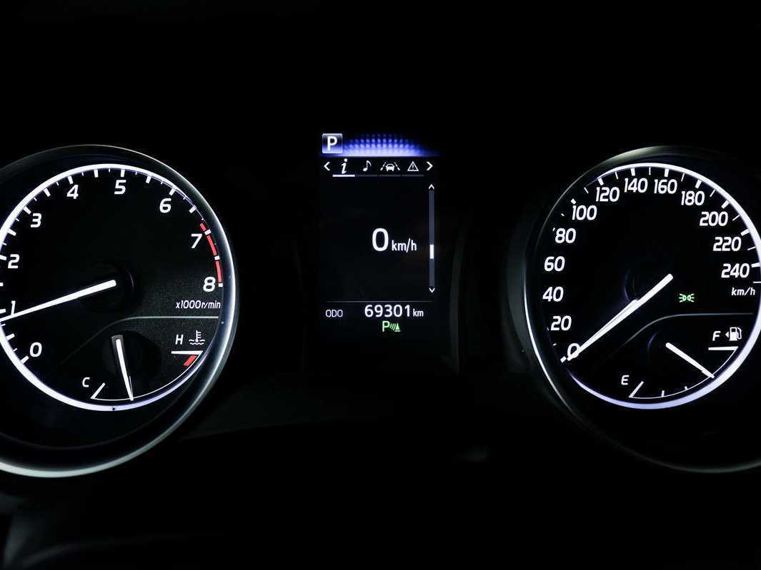 Купить Toyota Camry, 2019, 69 296 км, фото №10