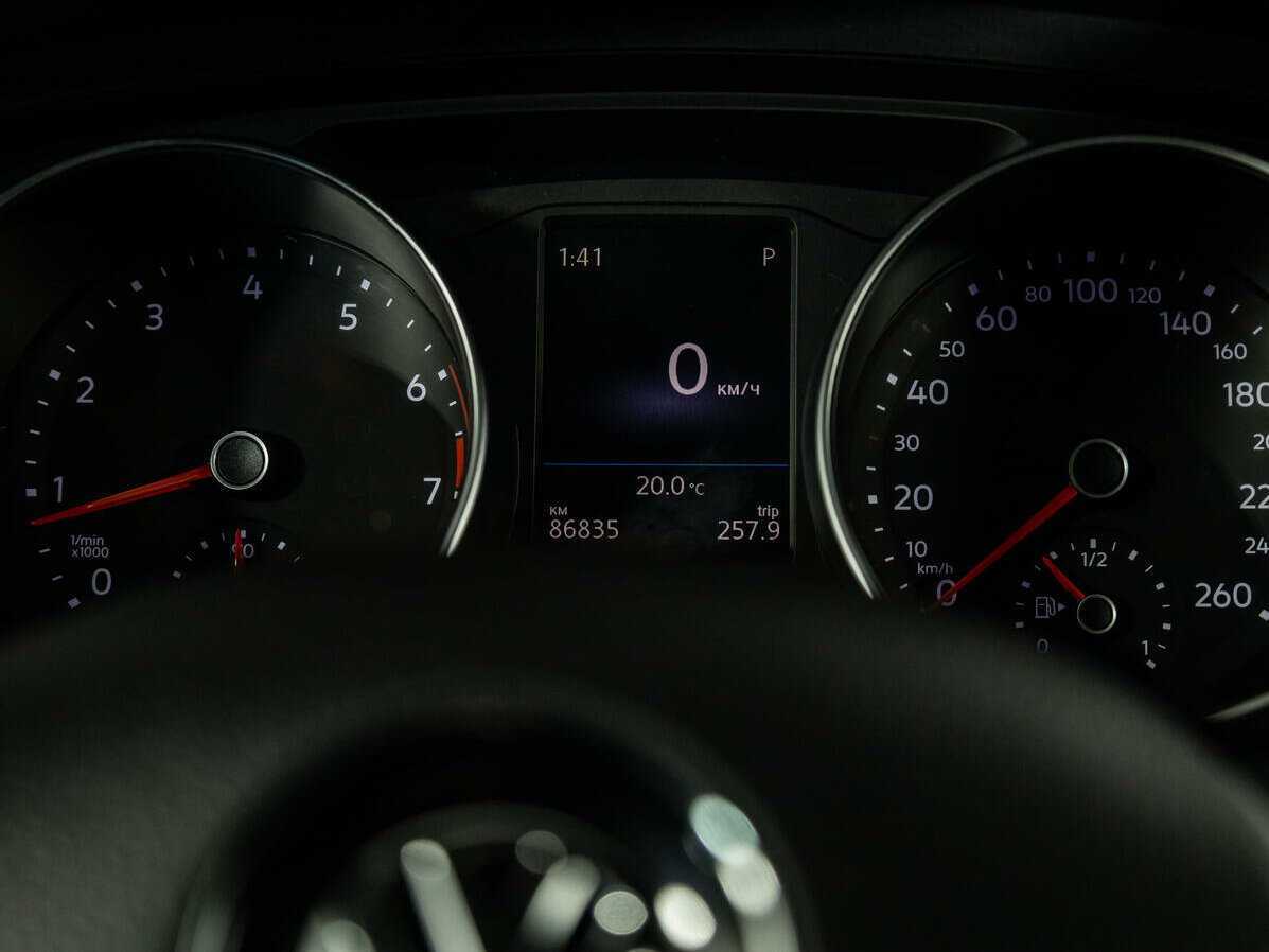 Купить Volkswagen Tiguan L, 2018, 86 835 км, фото №11