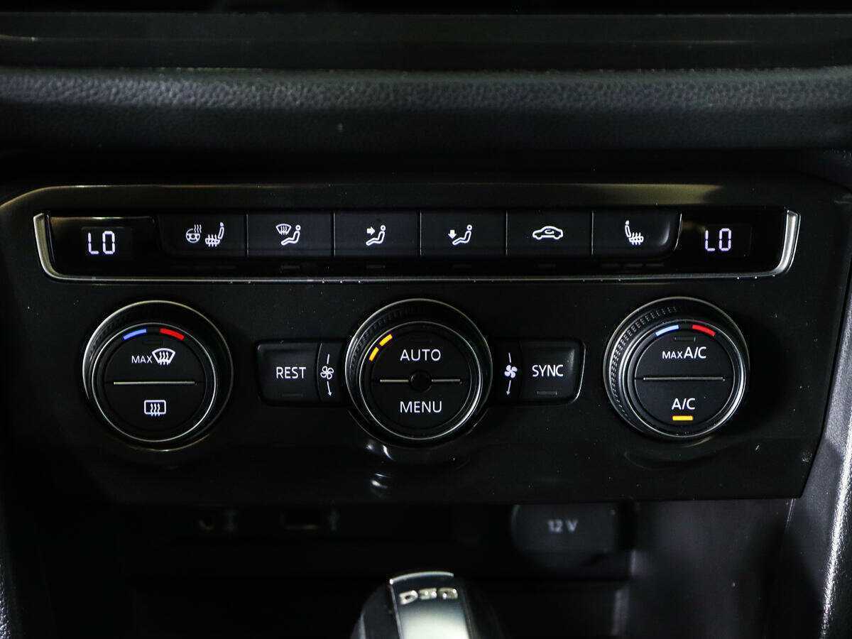 Купить Volkswagen Tiguan, 2017, 114 600 км, фото №16