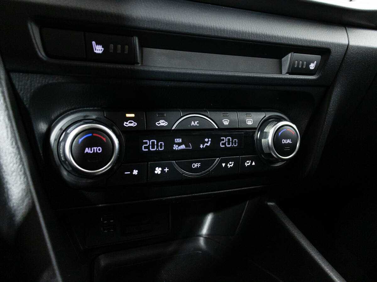 Купить Mazda 3, 2016, 75 000 км, фото №16