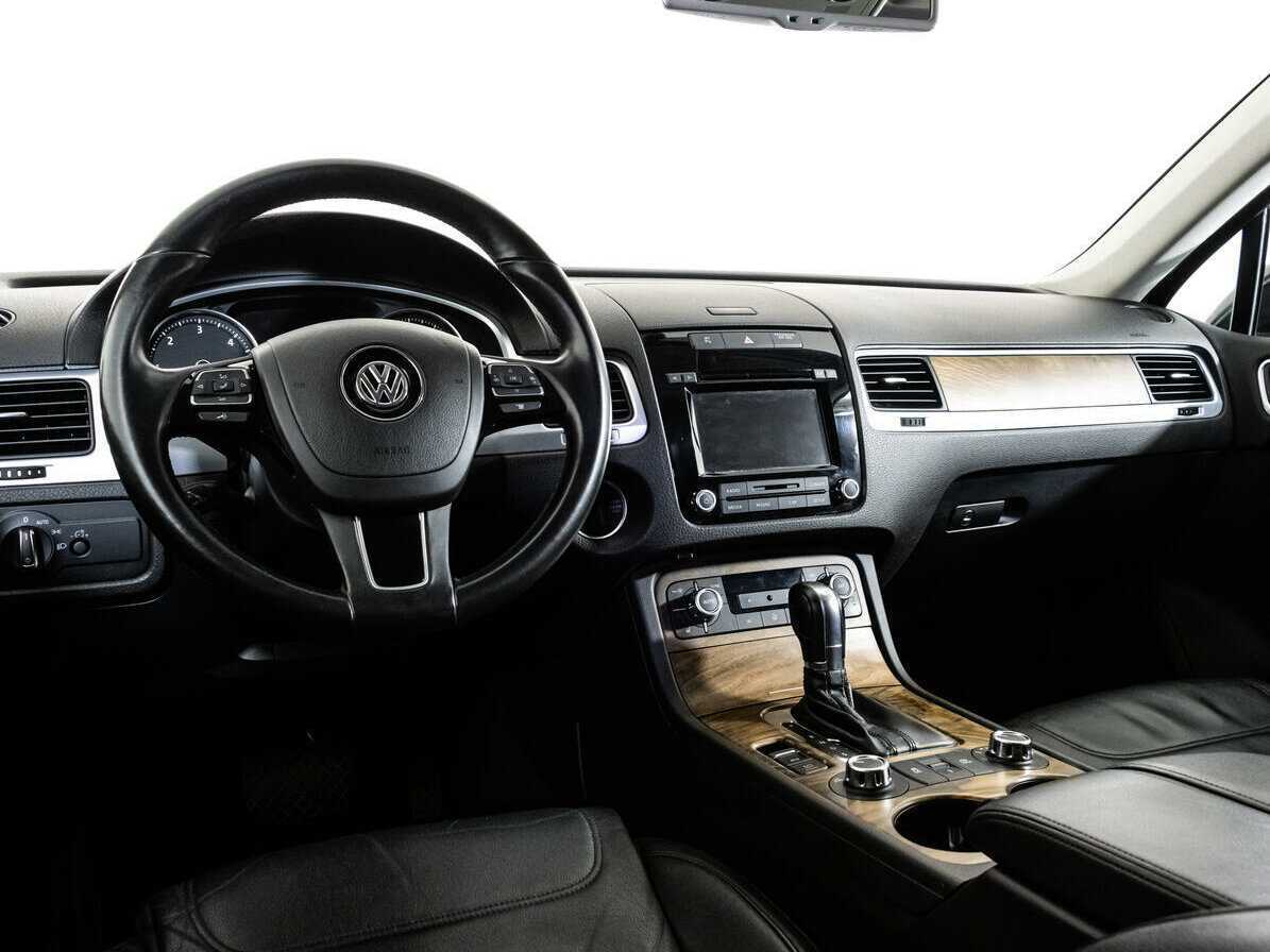 Купить Volkswagen Touareg, 2012, 216 202 км, фото №9