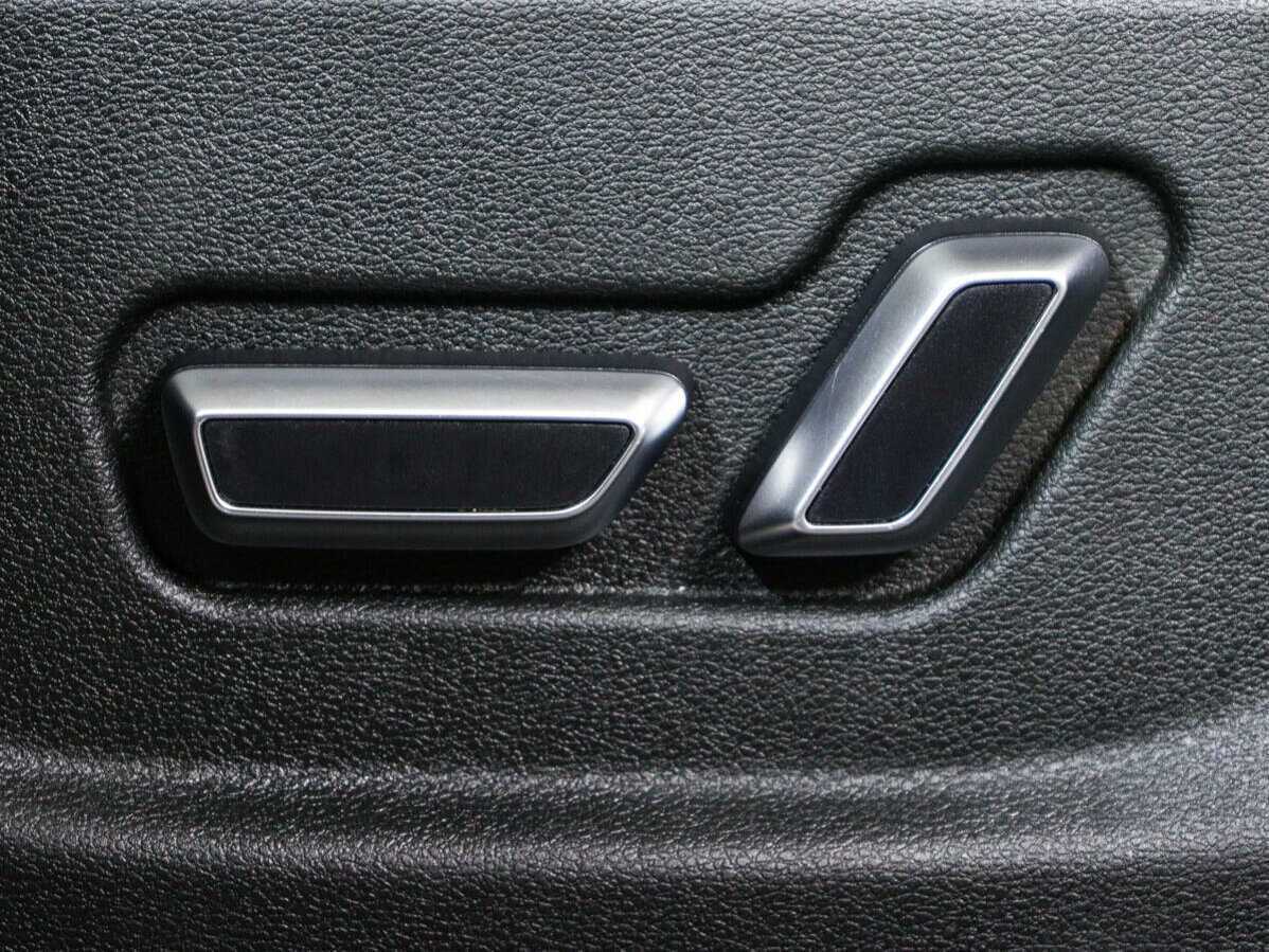 Купить Geely Atlas, 2019, 70 800 км, фото №13