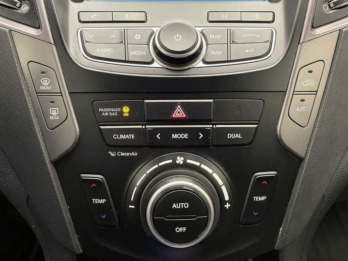 Купить Hyundai Santa Fe, 2015, 67 852 км, фото №23