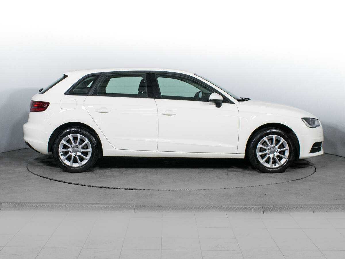 Купить Audi A3 Sportback, 2013, 44 743 км, фото №4