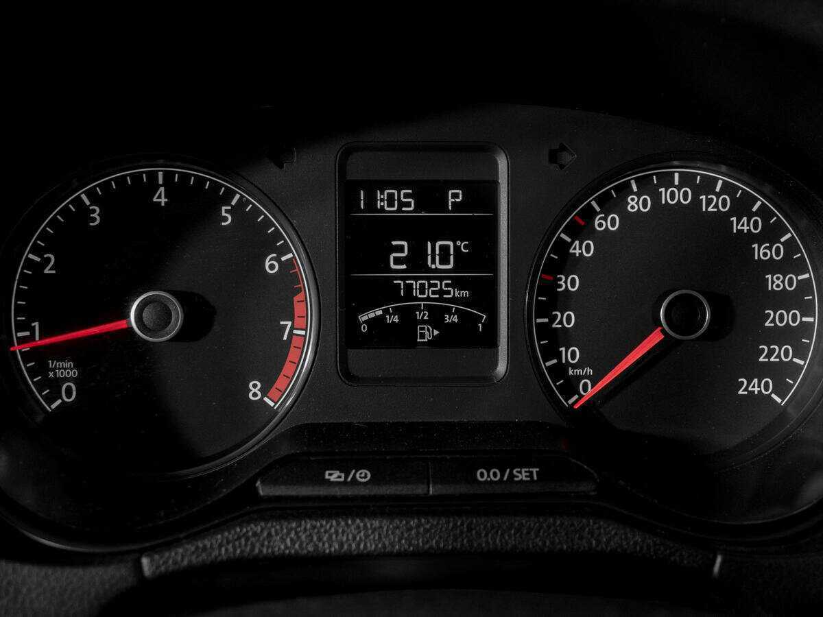 Купить Volkswagen Polo, 2017, 77 025 км, фото №11