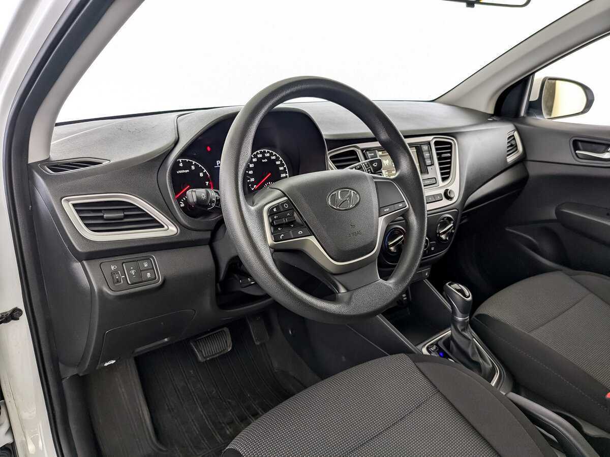 Купить Hyundai Solaris, 2020, 55 053 км, фото №13