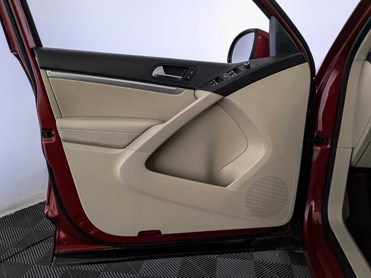 Купить Volkswagen Tiguan, 2014, 124 149 км, фото №15
