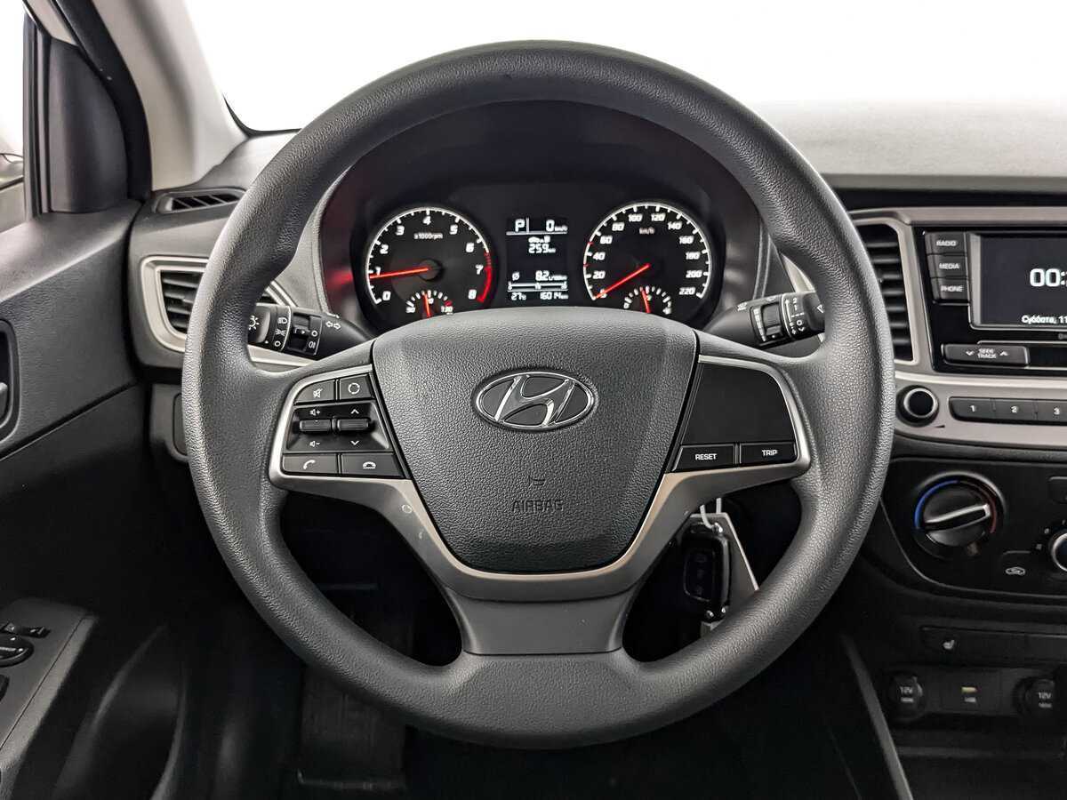 Купить Hyundai Solaris, 2022, 16 013 км, фото №18