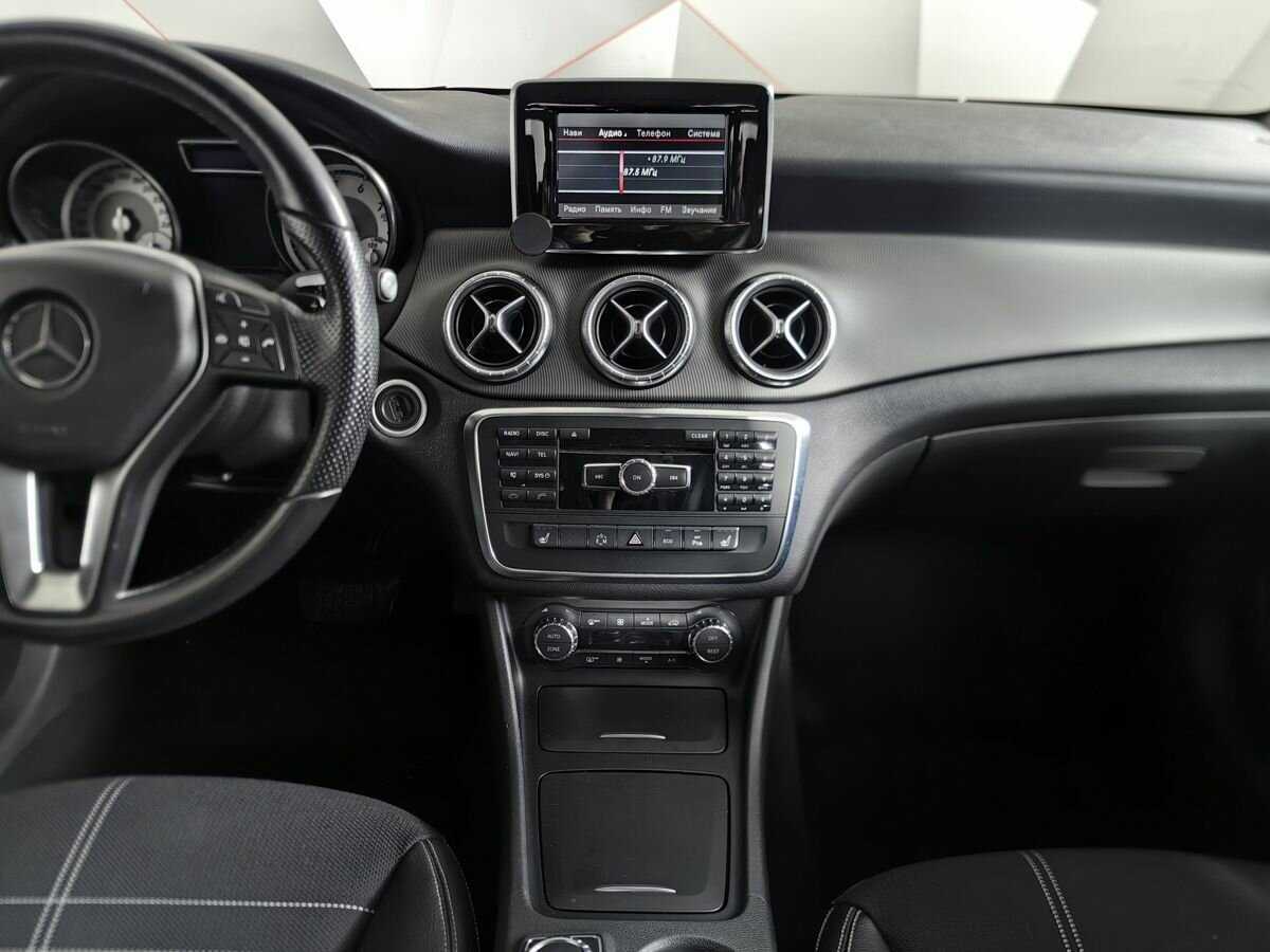 Купить Mercedes-Benz CLA 200, 2013, 139 500 км, фото №11