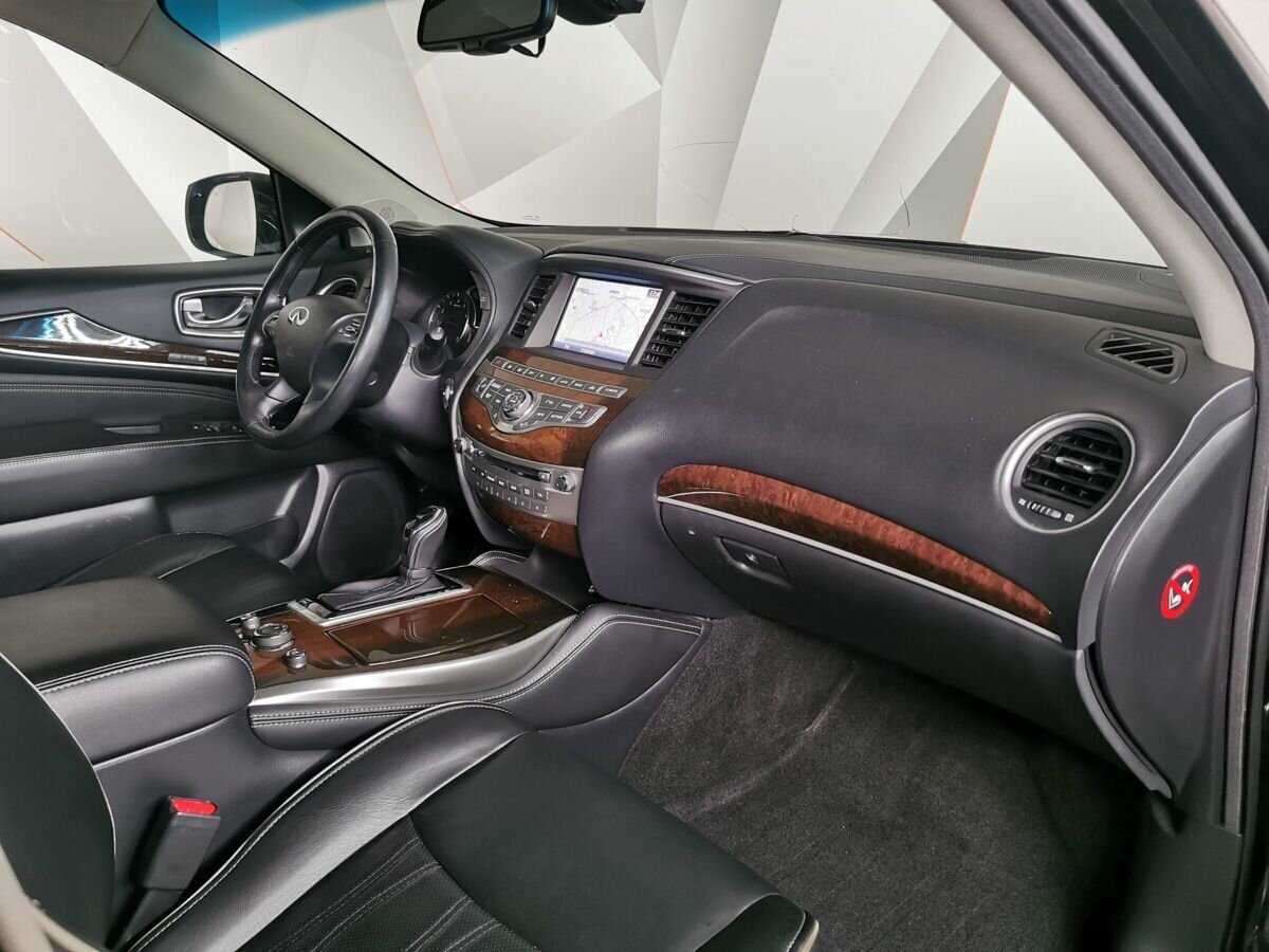 Купить Infiniti QX60, 2017, 160 505 км, фото №9