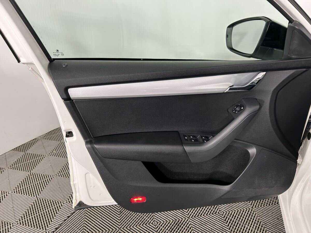 Купить Skoda Octavia, 2014, 237 589 км, фото №8