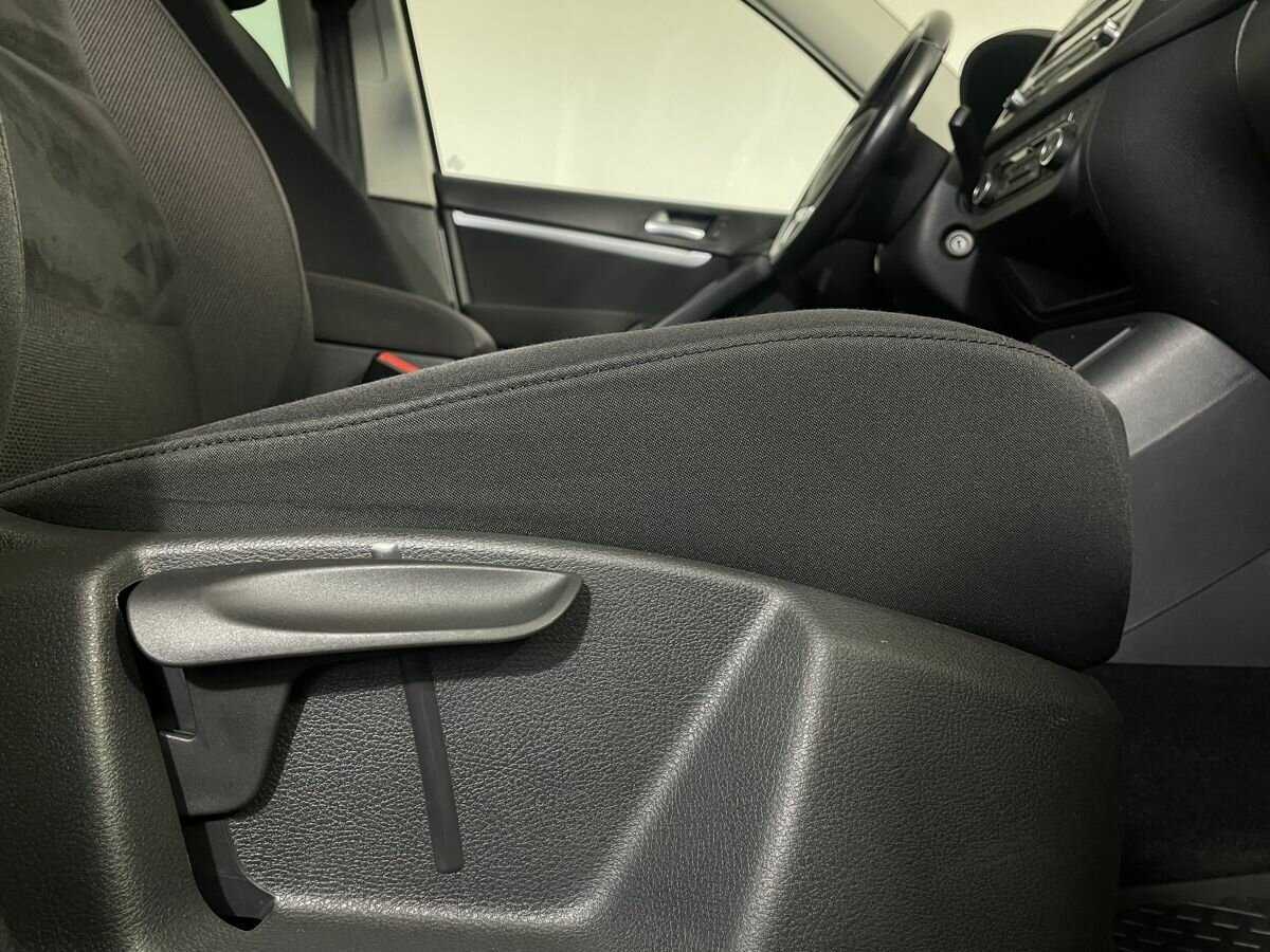 Купить Volkswagen Tiguan, 2012, 90 198 км, фото №14