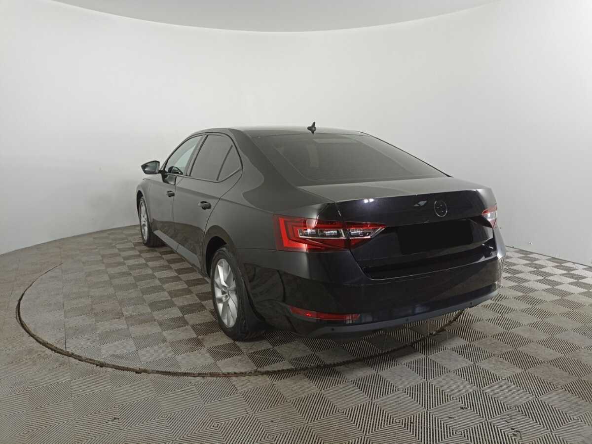 Купить Skoda Superb, 2018, 126 053 км, фото №7