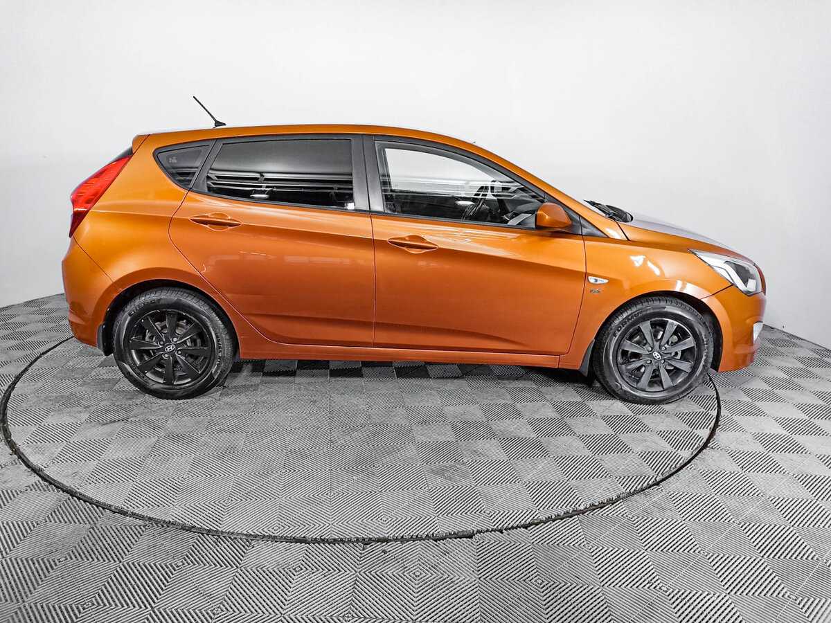 Купить Hyundai Solaris, 2014, 111 302 км, фото №4