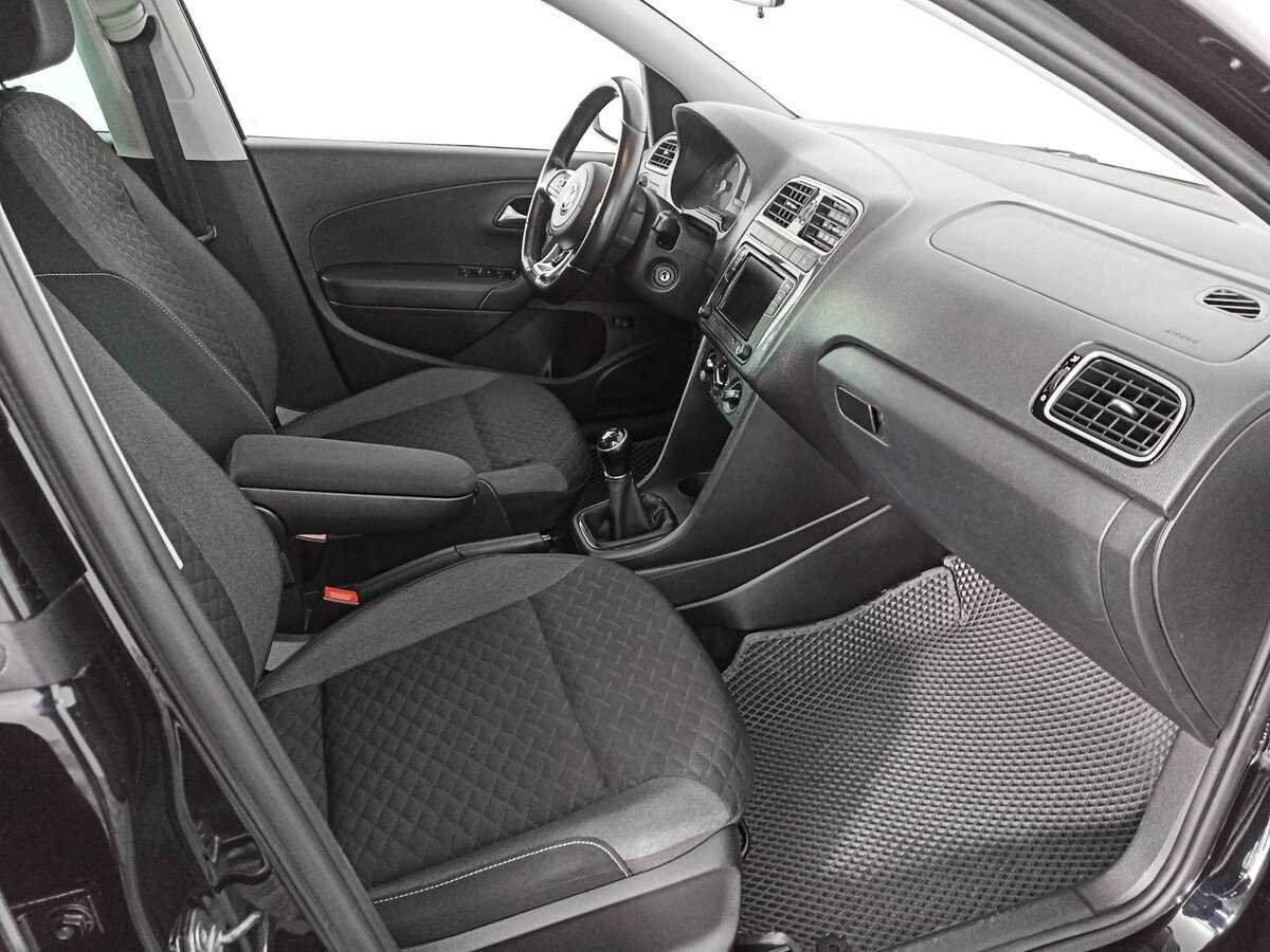 Купить Volkswagen Polo, 2018, 65 351 км, фото №9