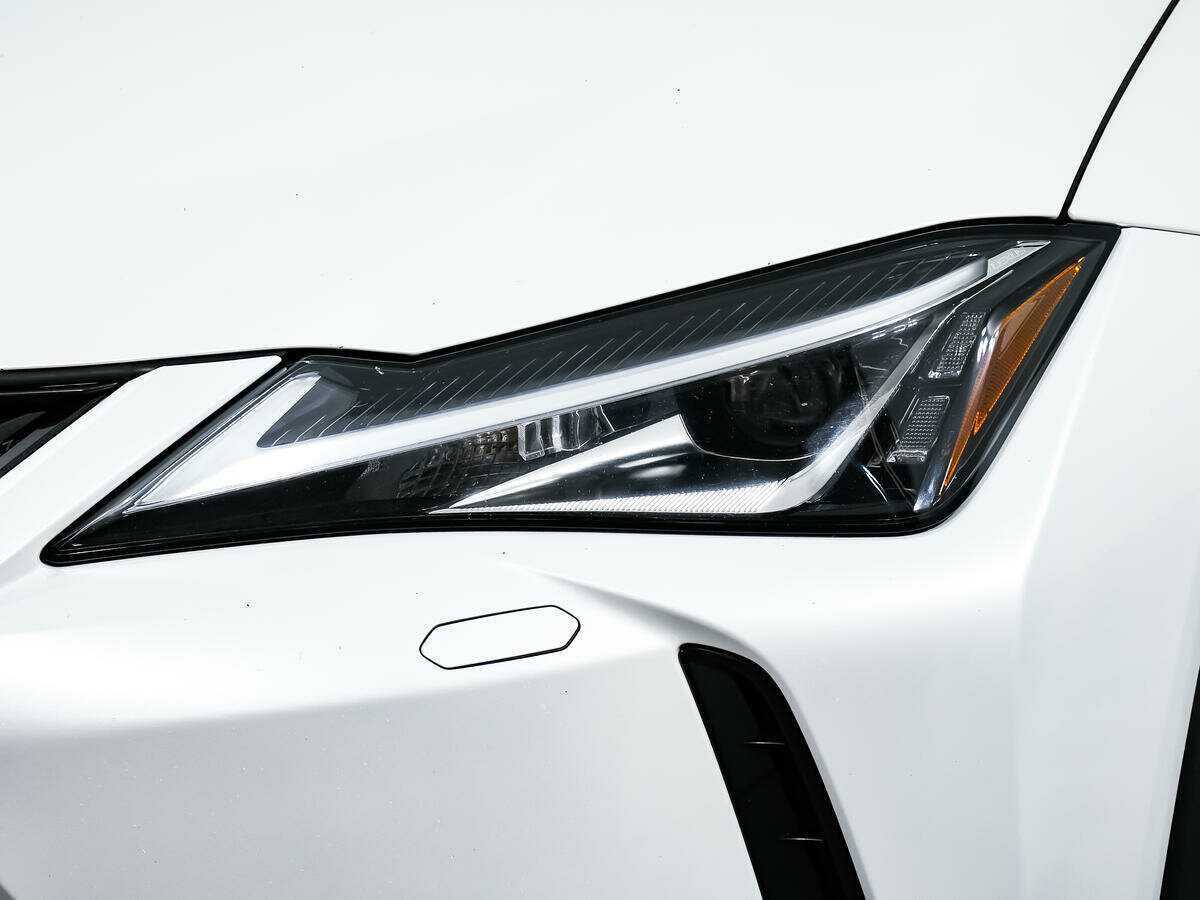 Купить Lexus UX 200, 2021, 115 000 км, фото №15