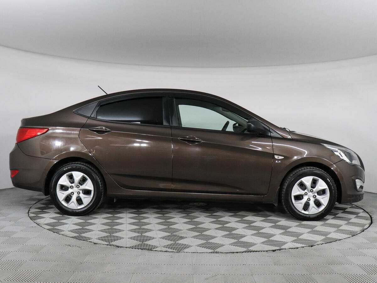 Купить Hyundai Solaris, 2016, 58 861 км, фото №4