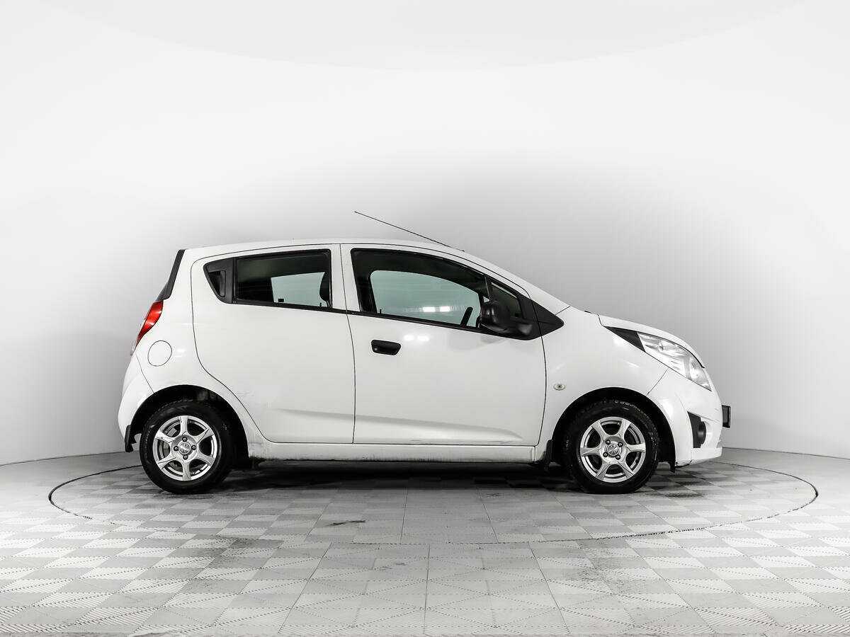 Купить Chevrolet Spark, 2013, 117 811 км, фото №4