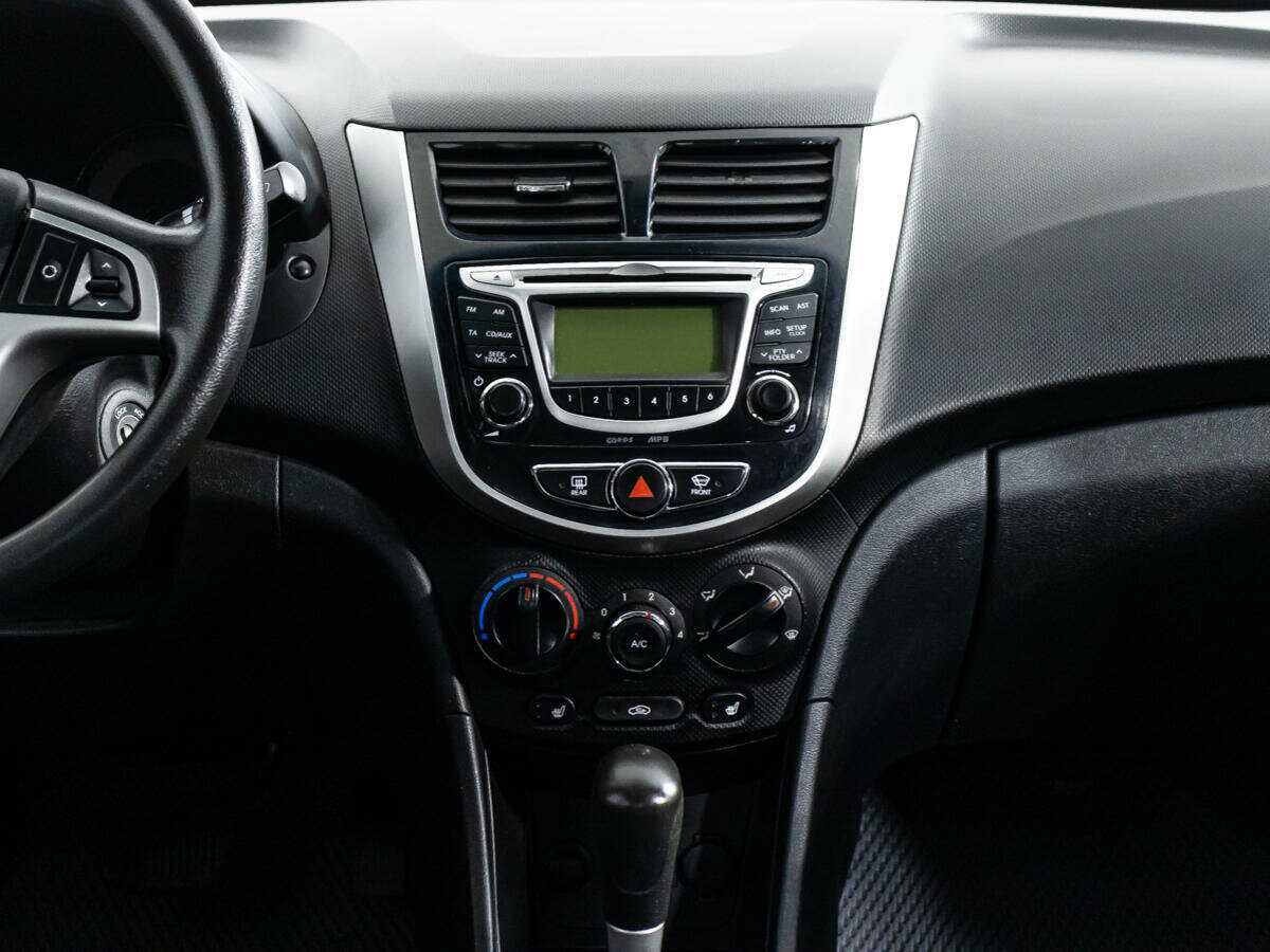 Купить Hyundai Solaris, 2014, 228 655 км, фото №14